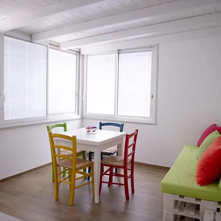 Tatil Evi Color Monopoli